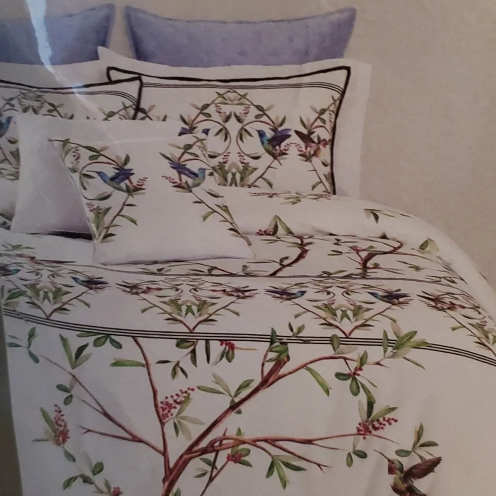 Ted Baker London Highgrove Humingbirds Two Side Comforter